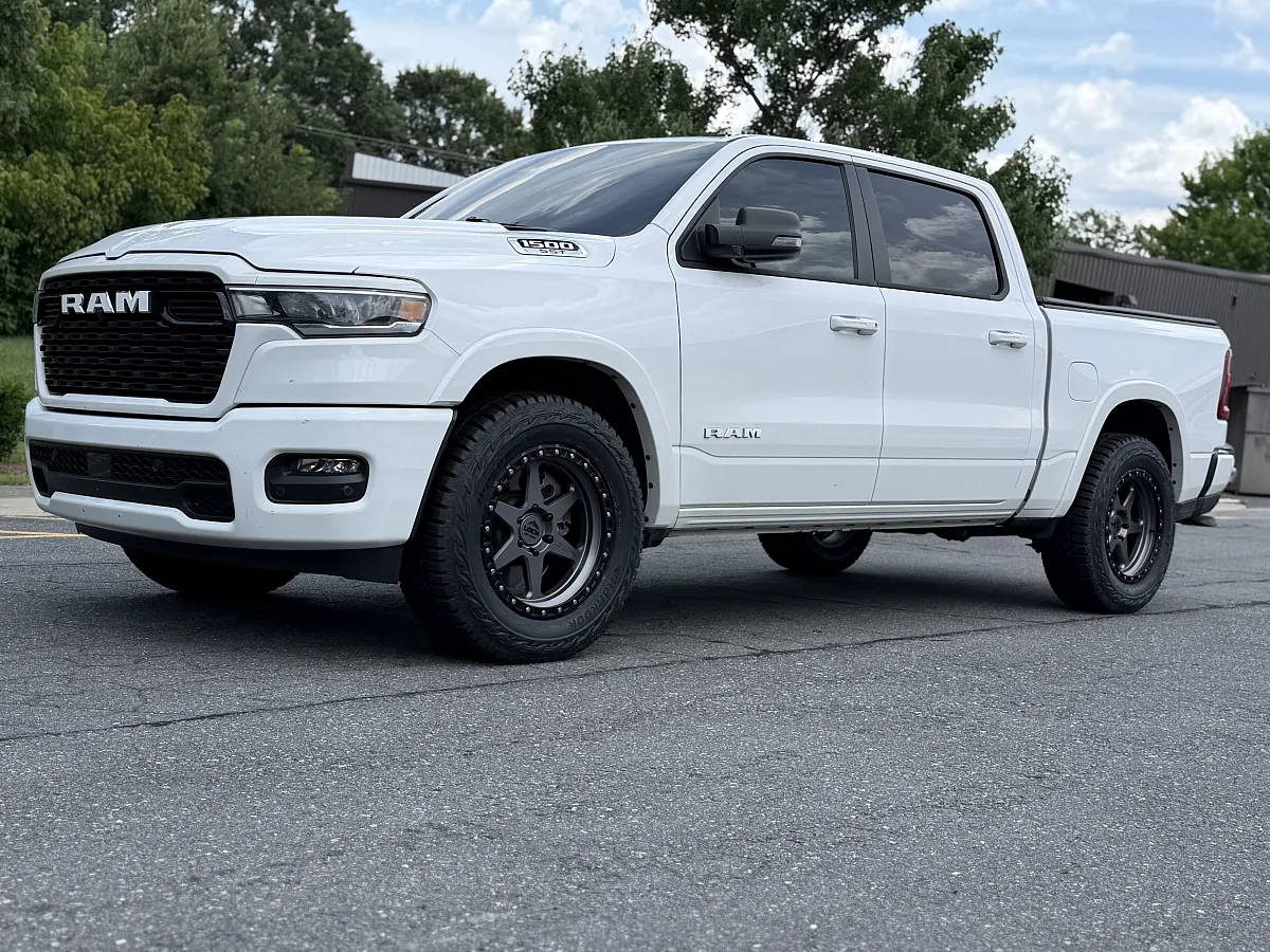 Charcoal Lock Off-Road Olympus on 2025 RAM 1500