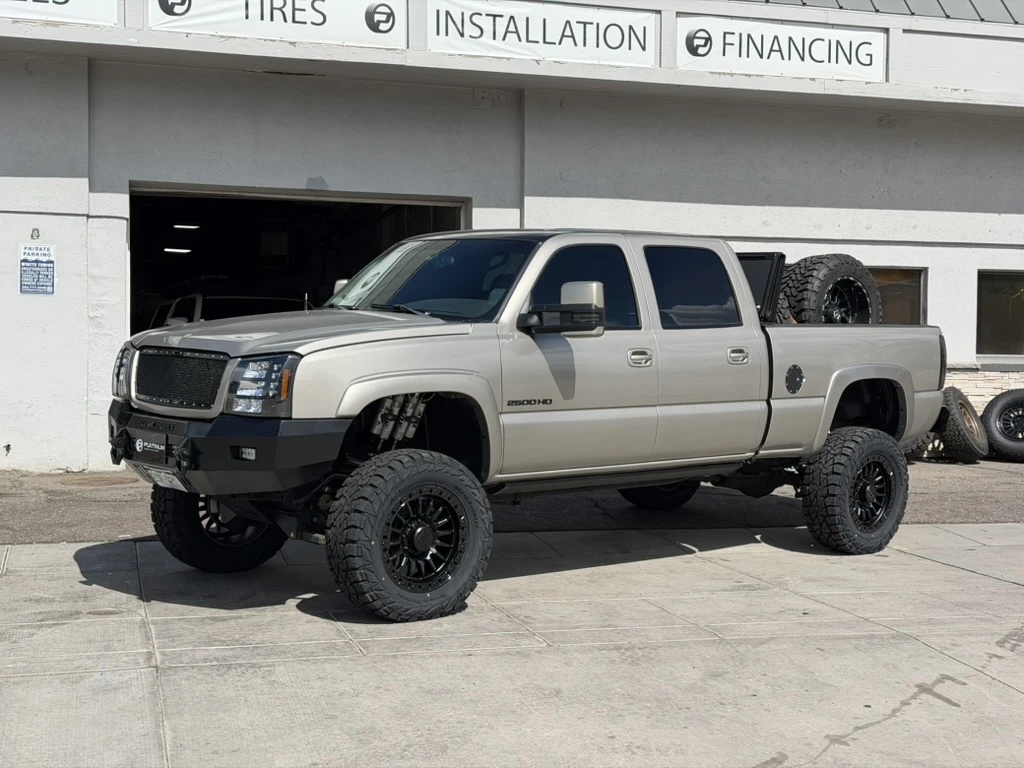 Lock Off-Road Trail Matte Black Rim on 2003 Chevrolet Silverado 2500HD
