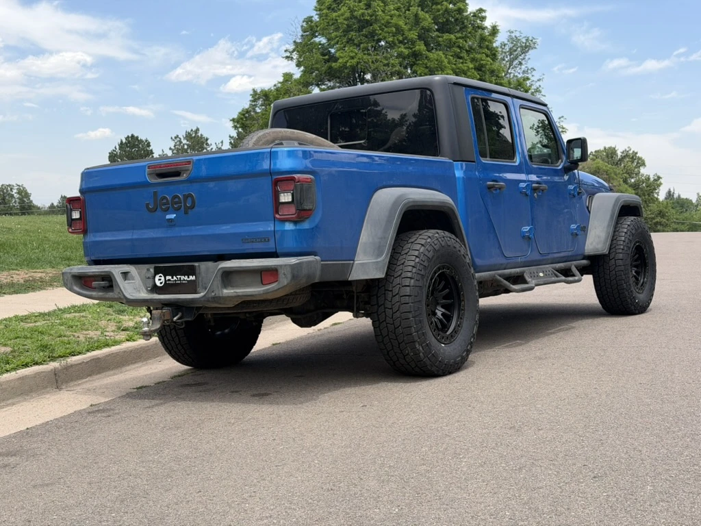 Lock Off-Road Trail Matte Black Rim on 2024 Jeep Gladiator
