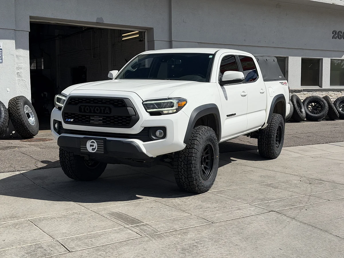 Lock Off-Road Yosemite Black Rim on 2023 Toyota Tacoma
