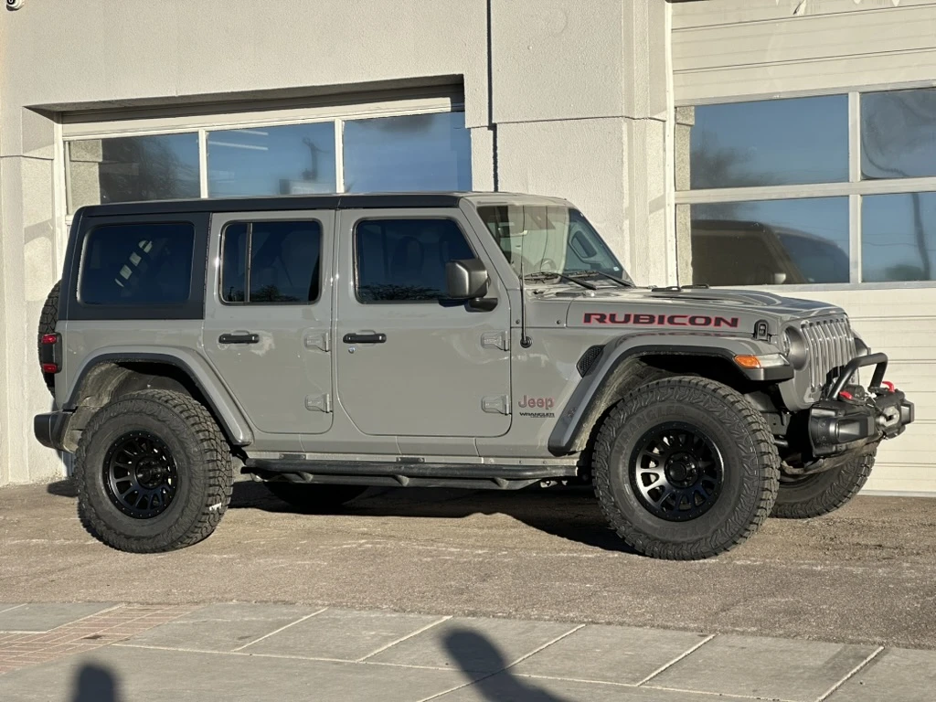 Lock Off-Road Yosemite Black on 2026 Jeep Wrangler