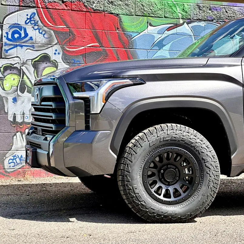 Black Lock Off-Road Yosemite Rim on 2026 Toyota Tundra