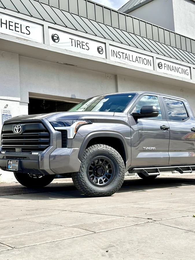 Black Wheels Lock Off-Road Yosemite on 2026 Toyota Tundra