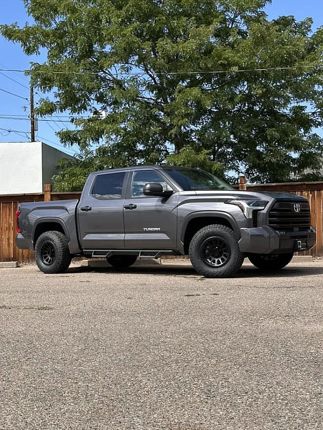 Lock Off-Road Black Yosemite Wheel on 2026 Toyota Tundra