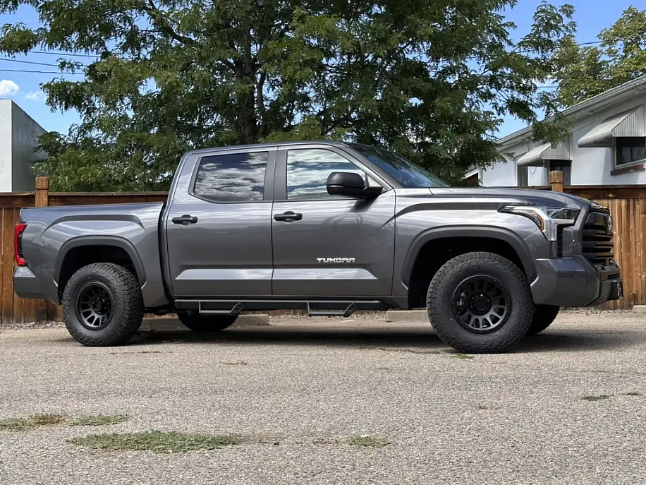 2026 Toyota Tundra Lock Off-Road Yosemite Black Wheel