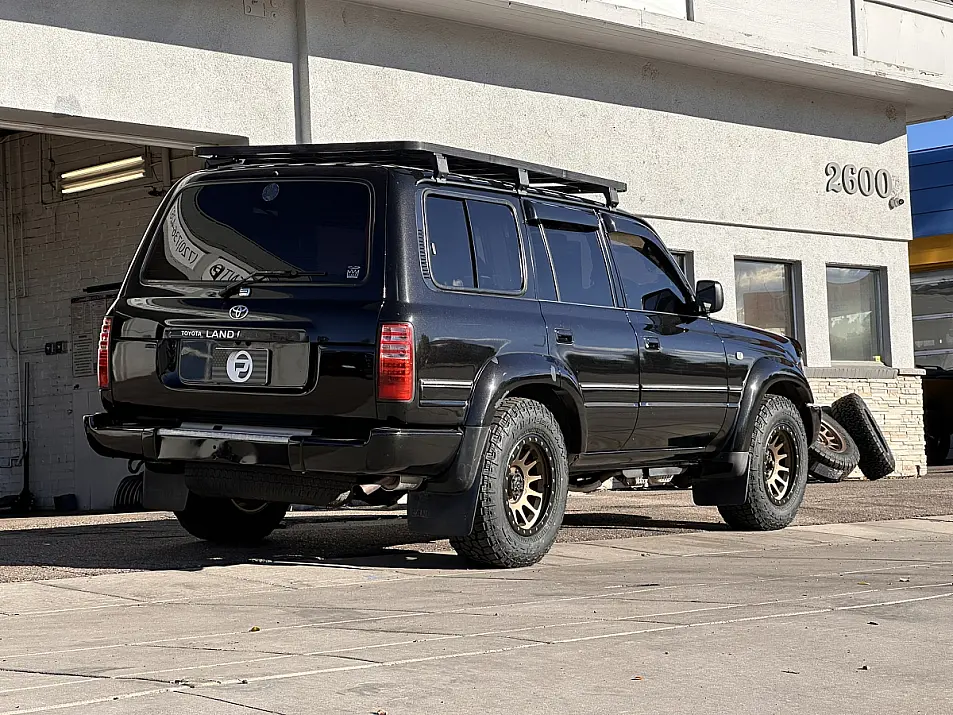 2000 Toyota Land Cruiser with Lock Off-Road Yosemite Bronze Wheels