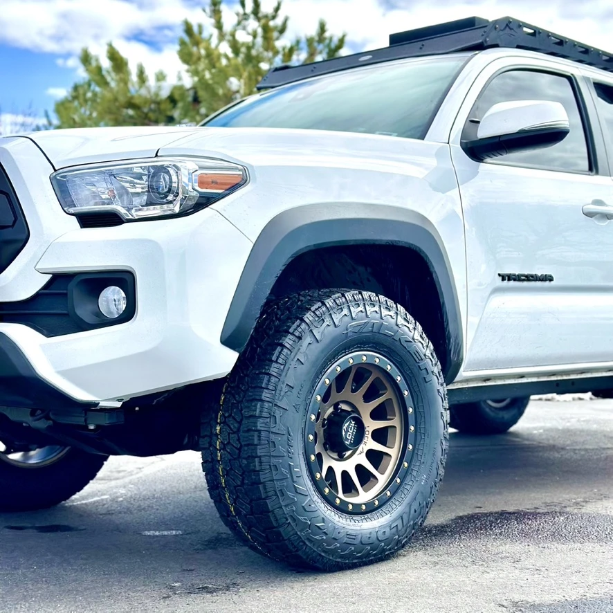 Bronze Lock Off-Road Yosemite on 2023 Toyota Tacoma