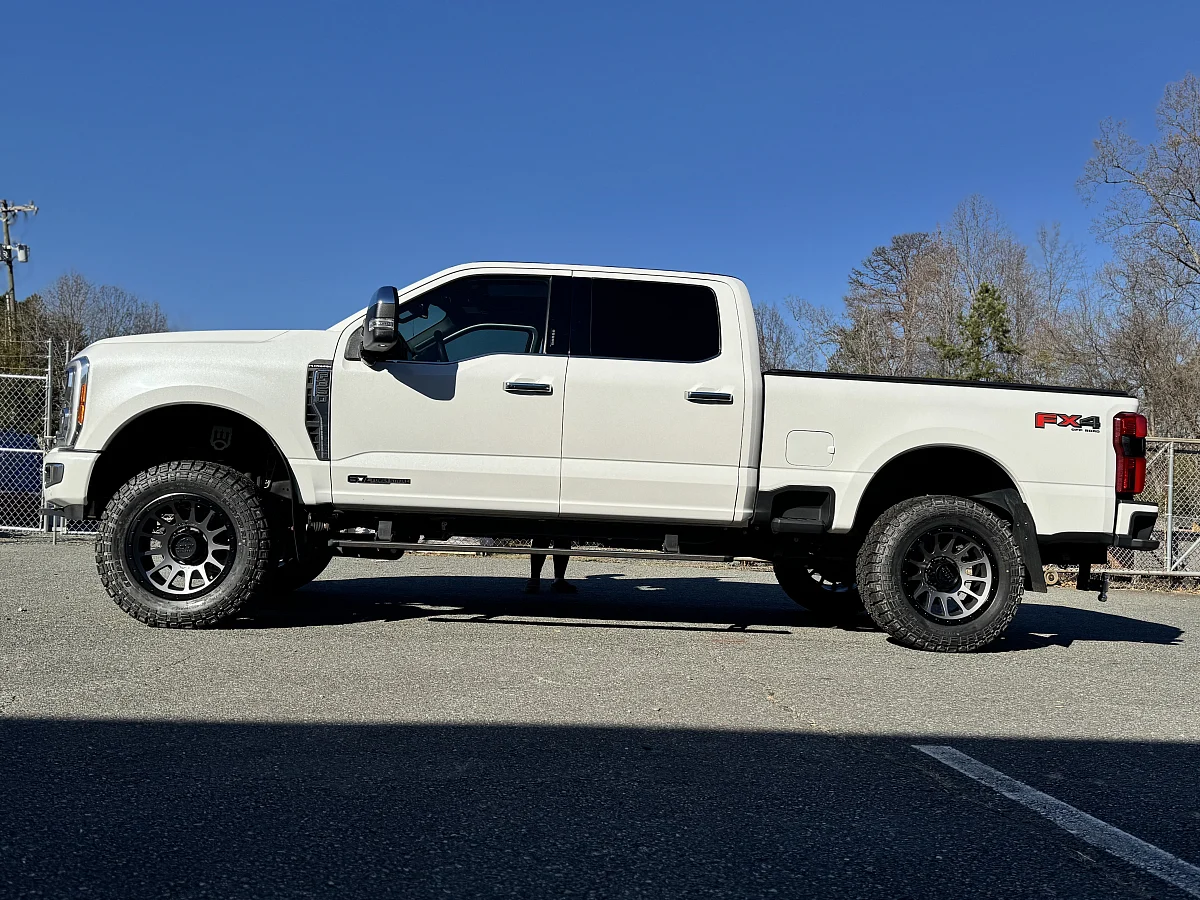 Lock Off-Road Yosemite Charcoal Rim on 2025 Ford F-250