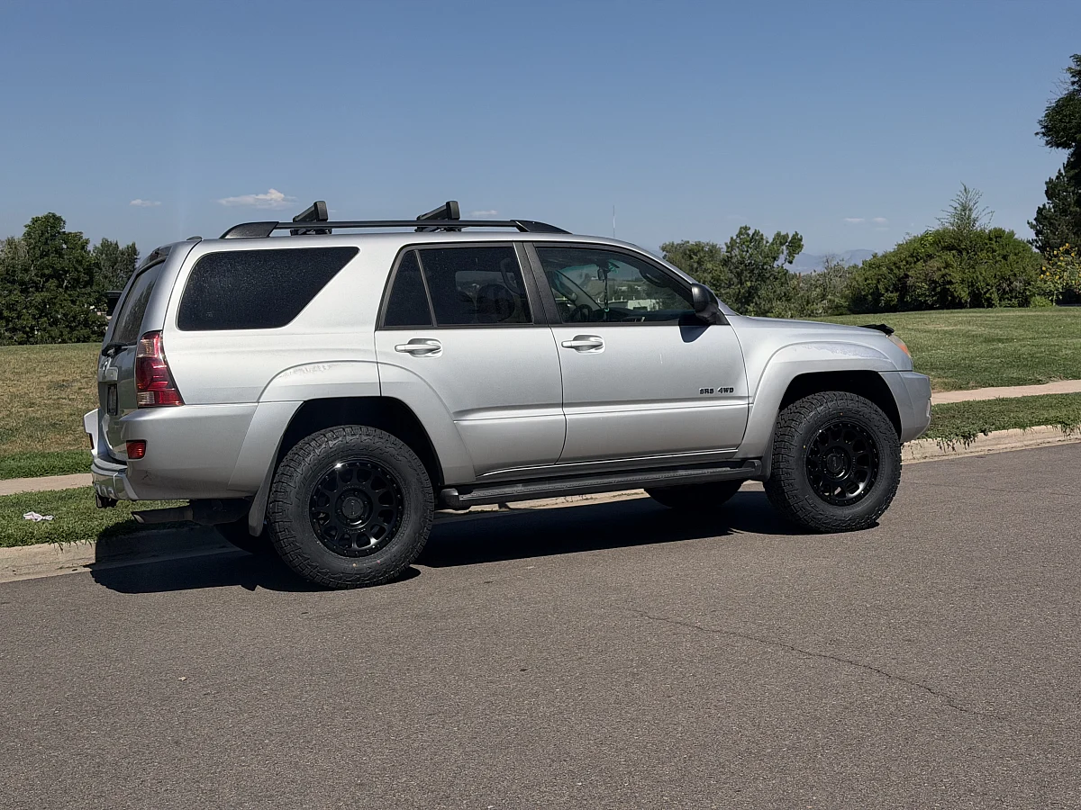 2004 Toyota 4Runner with Double Black Method MR305 Rims