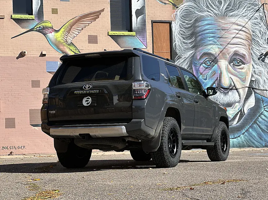 Double Black Method MR305 on 2024 Toyota 4Runner