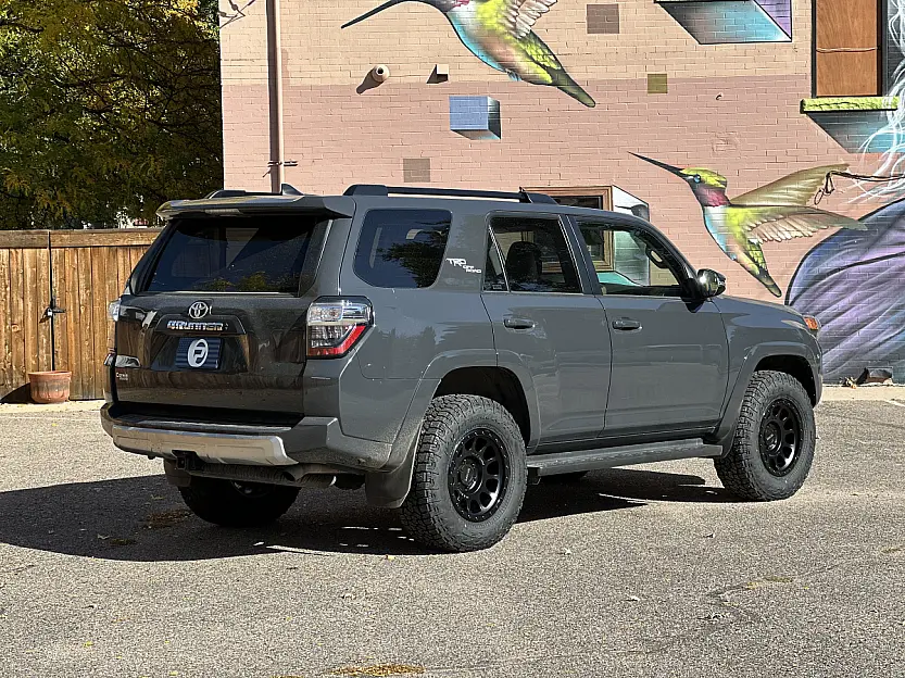 Method MR305 Double Black on 2024 Toyota 4Runner