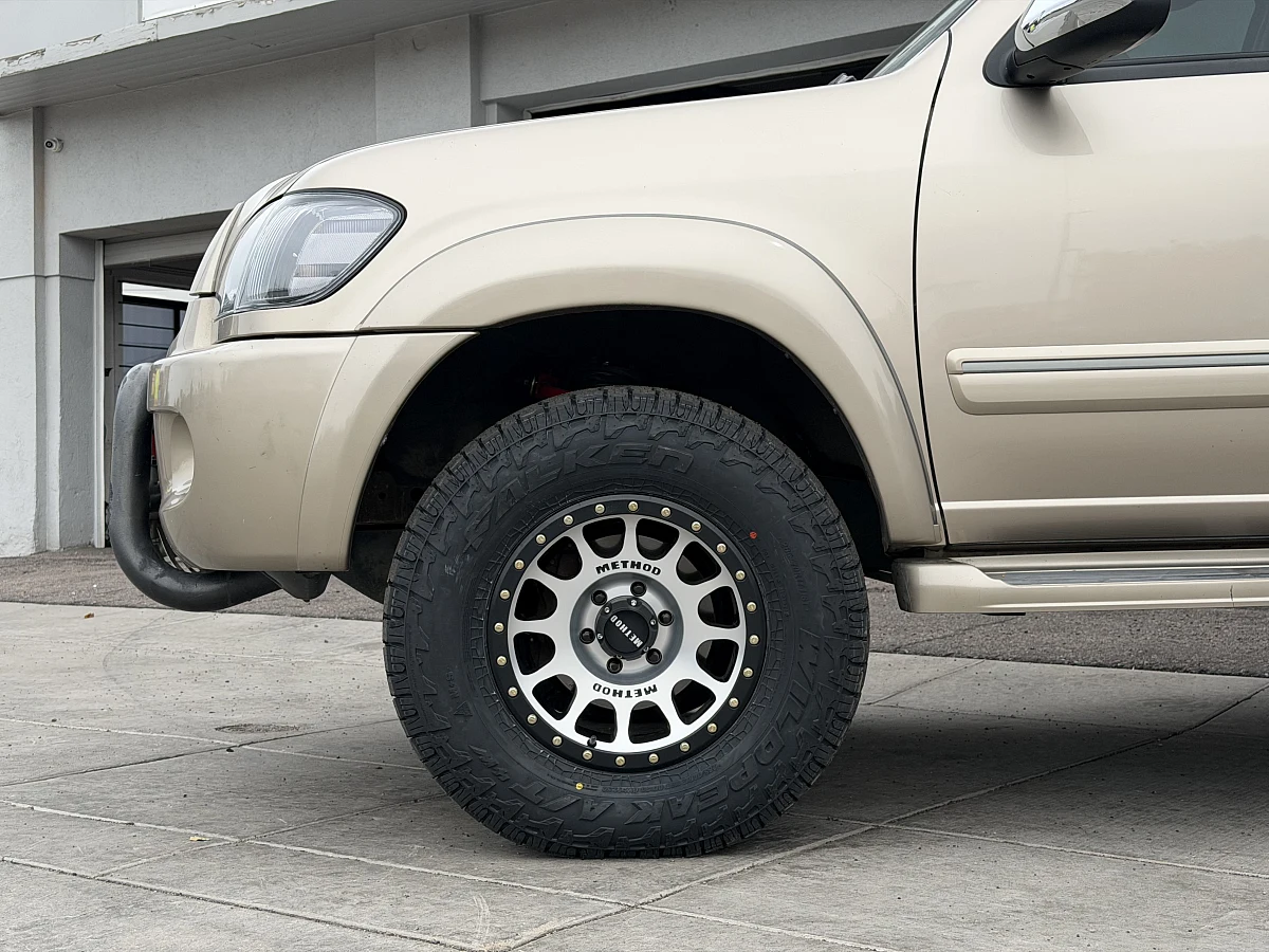 2006 Toyota Sequoia Fitted with Silver Method MR305 Rims