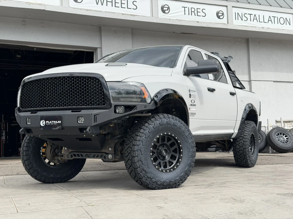 Method MR306 Black Rim on 2016 RAM 1500