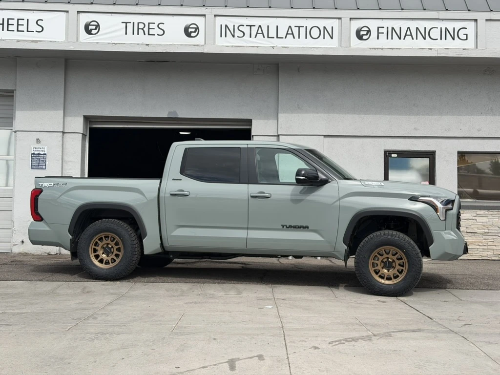 2026 Toyota Tundra Method MR703 Bronze Wheel