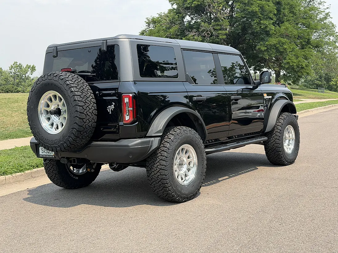 2026 Ford Bronco with Method MR703 Polished Silver Rims