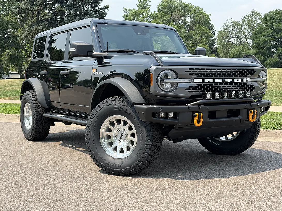 Method MR703 Polished Silver Aftermarket Wheel on 2026 Ford Bronco