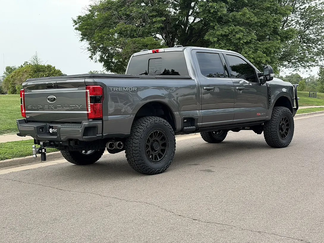 2025 Ford F-350 Method MR709 Black Wheel