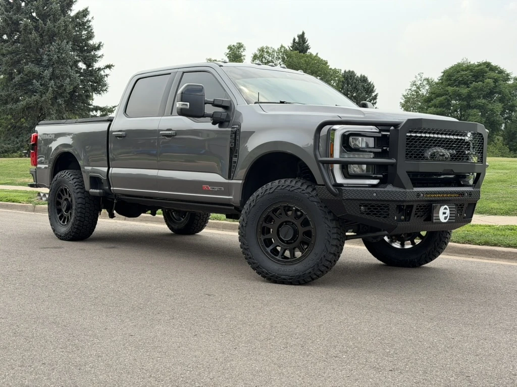 Method MR709 Black Aftermarket Wheel on 2025 Ford F-350