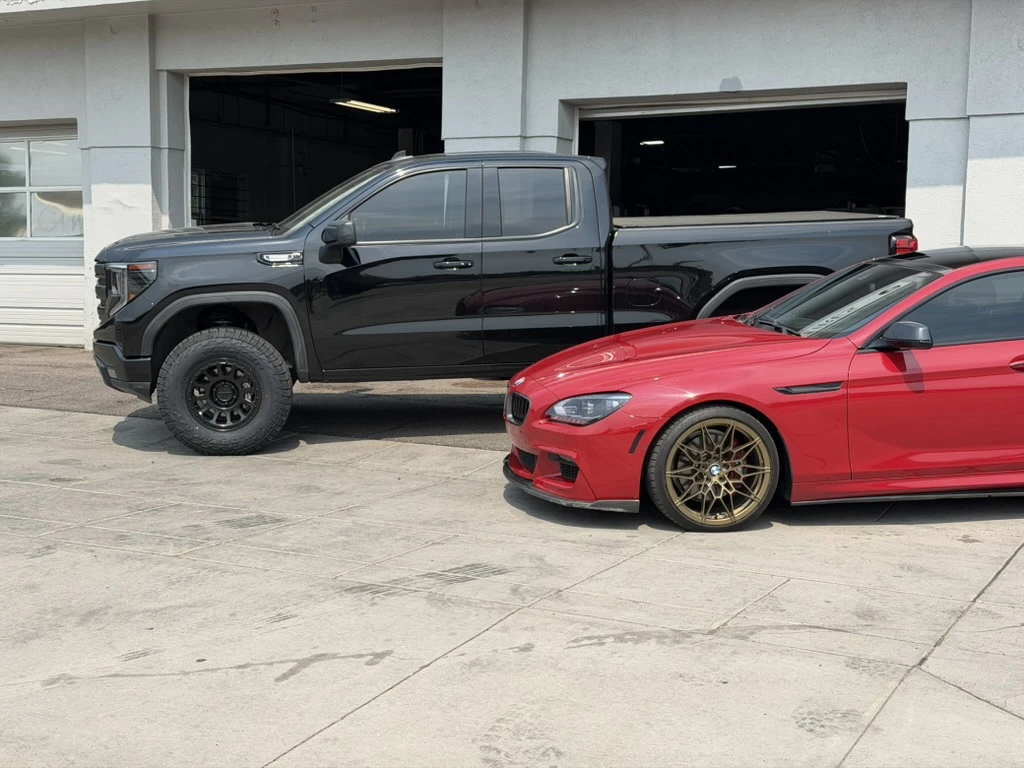 Method MR709 Black Rim on 2025 GMC Sierra 1500