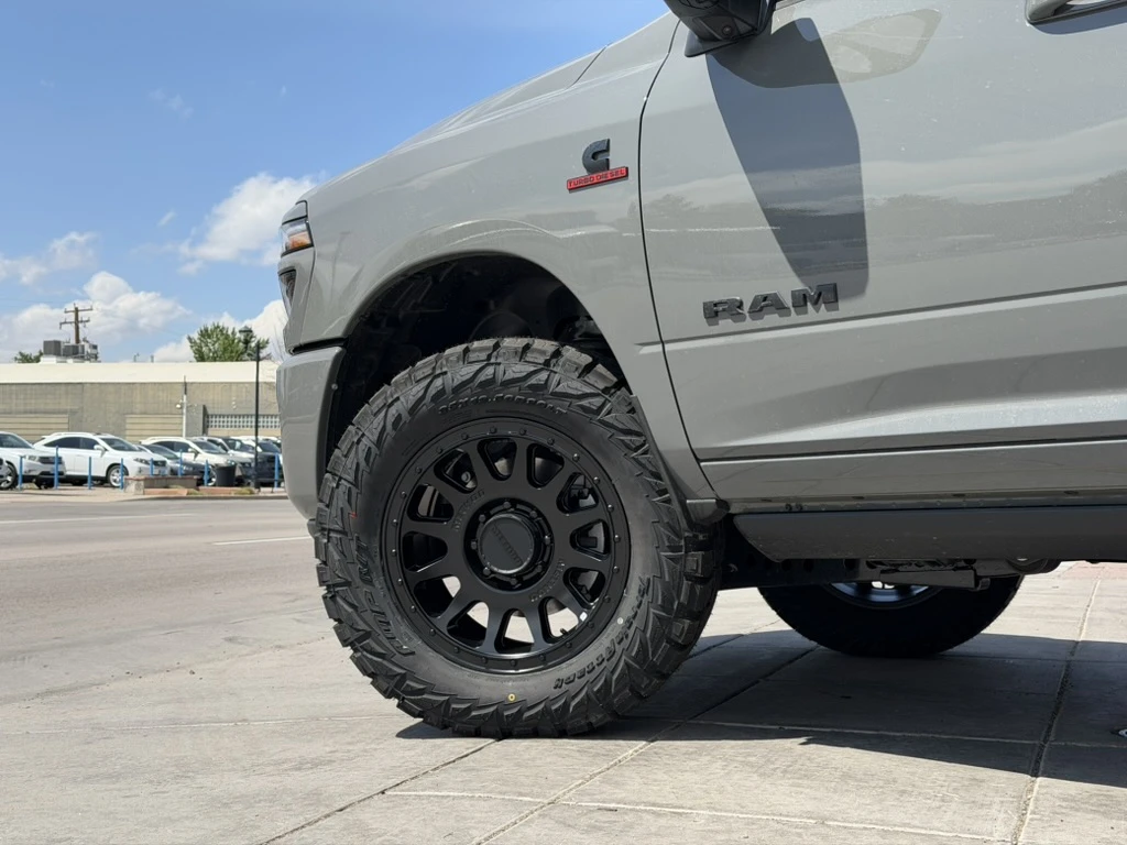 Black Method MR709 Rim on 2026 RAM 2500