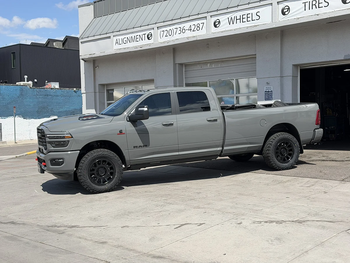 Method MR709 Black on 2026 RAM 2500