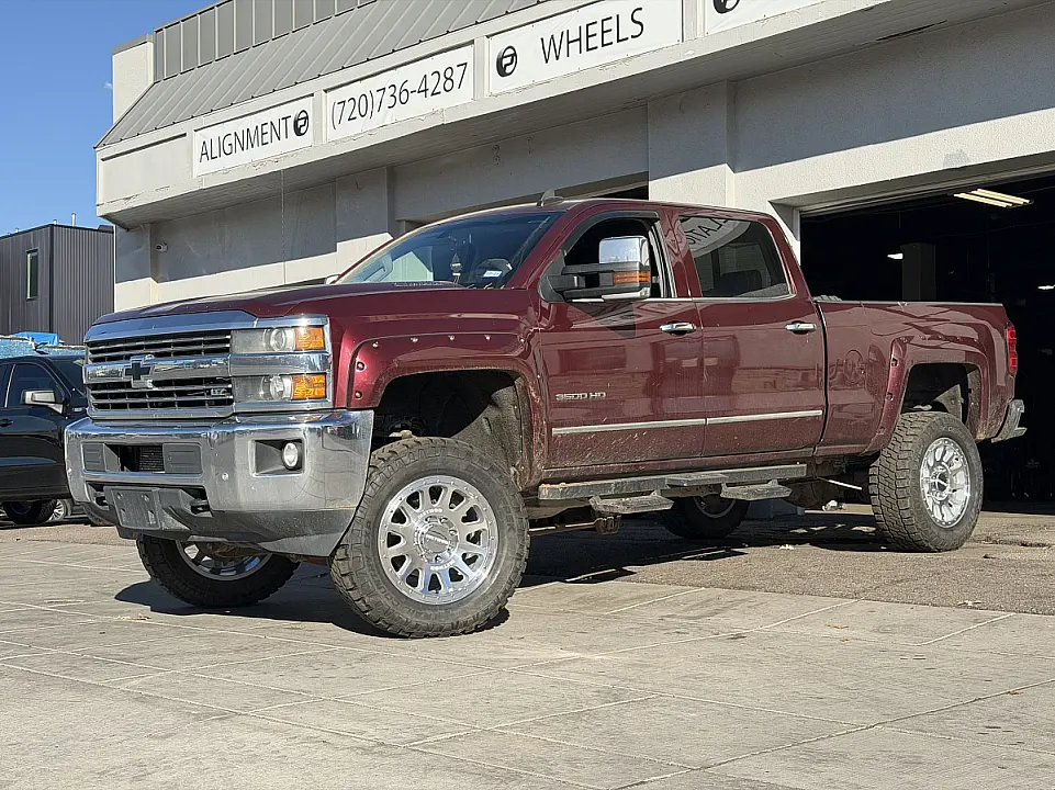 Method Polished Silver MR709 Wheel on 2016 Chevrolet Silverado 3500HD