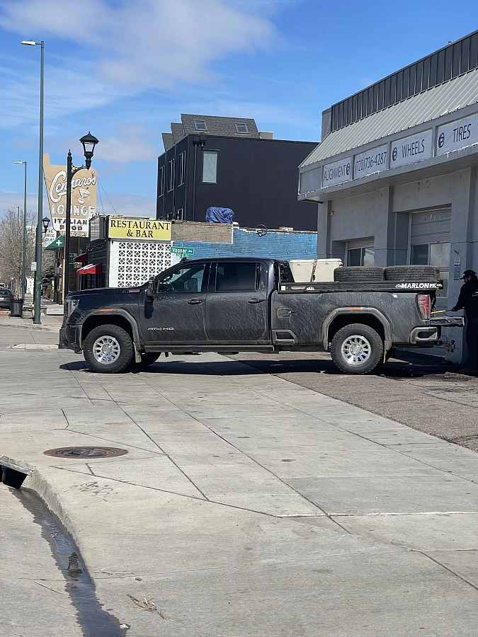 Method MR709 Polished Silver on 2025 GMC Sierra 3500HD