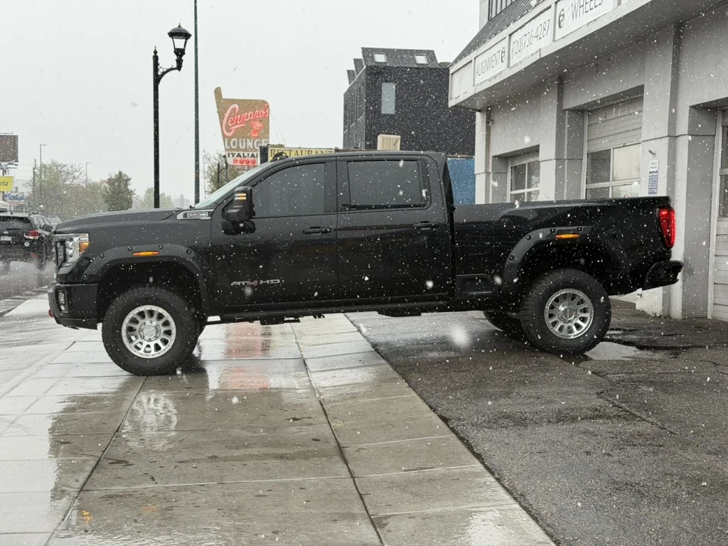 2026 GMC Sierra 3500HD Running Method MR709 Polished Silver
