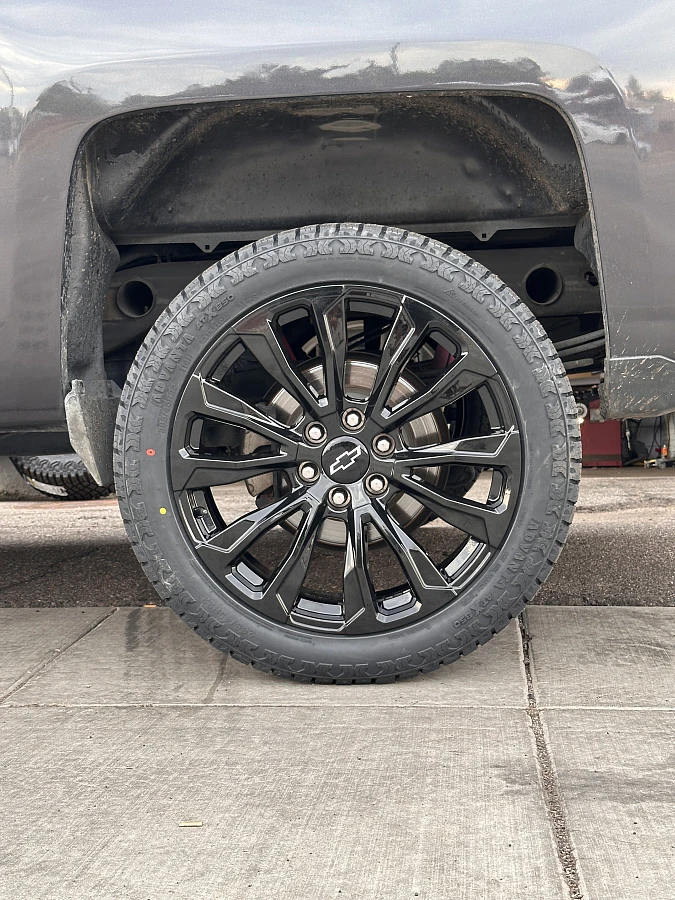 2015 Chevrolet Silverado 1500 Replica Wheels 22" Denali 1107 Black Wheel