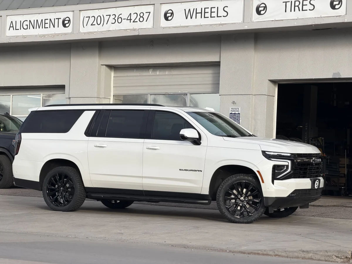 2024 Chevrolet Suburban Replica Wheels 22" Denali 1107 Black Custom Wheels