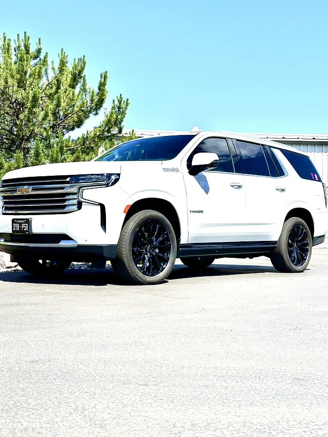 2024 Chevrolet Tahoe with Replica Wheels 22" Denali 1107 Black Rims