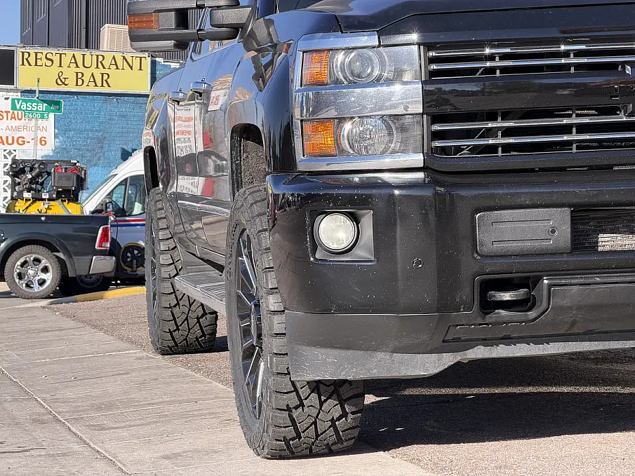 Replica Wheels 22" High Country 8x180mm Style 1140 Black and Milled Rim on 2016 Chevrolet Silverado 2500HD
