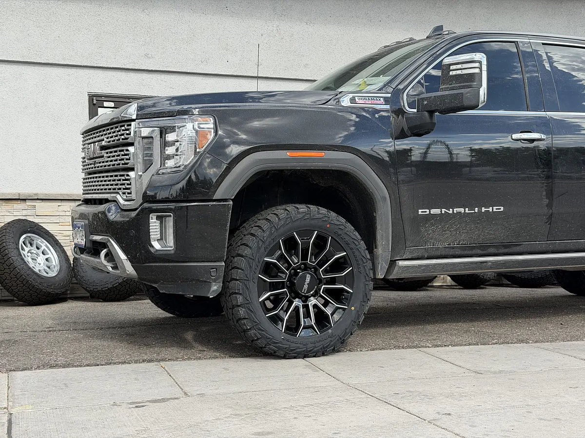 Replica Wheels 22" High Country 8x180mm Style 1140 Black and Milled Aftermarket Wheel on 2021 GMC Sierra 3500HD