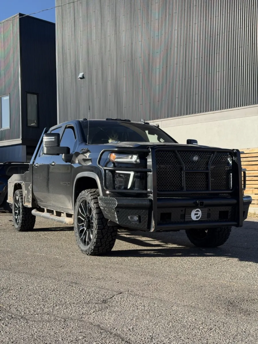 2024 Chevrolet Silverado 3500HD with Replica Wheels 22" High Country 8x180mm Style 1140 Black and Milled Rims