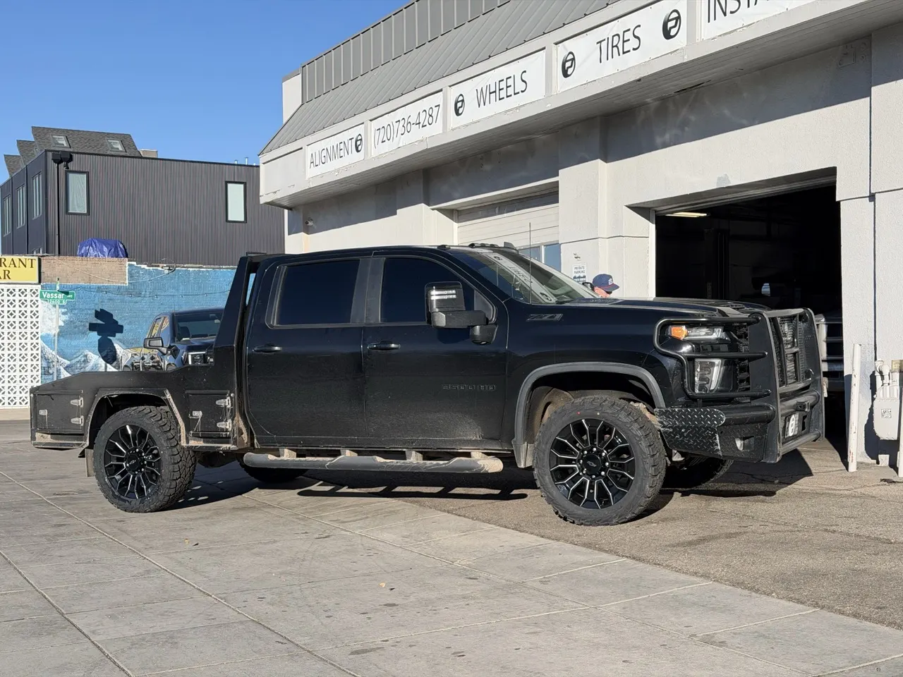 Black and Milled Replica Wheels 22" High Country 8x180mm Style 1140 Rim on 2024 Chevrolet Silverado 3500HD
