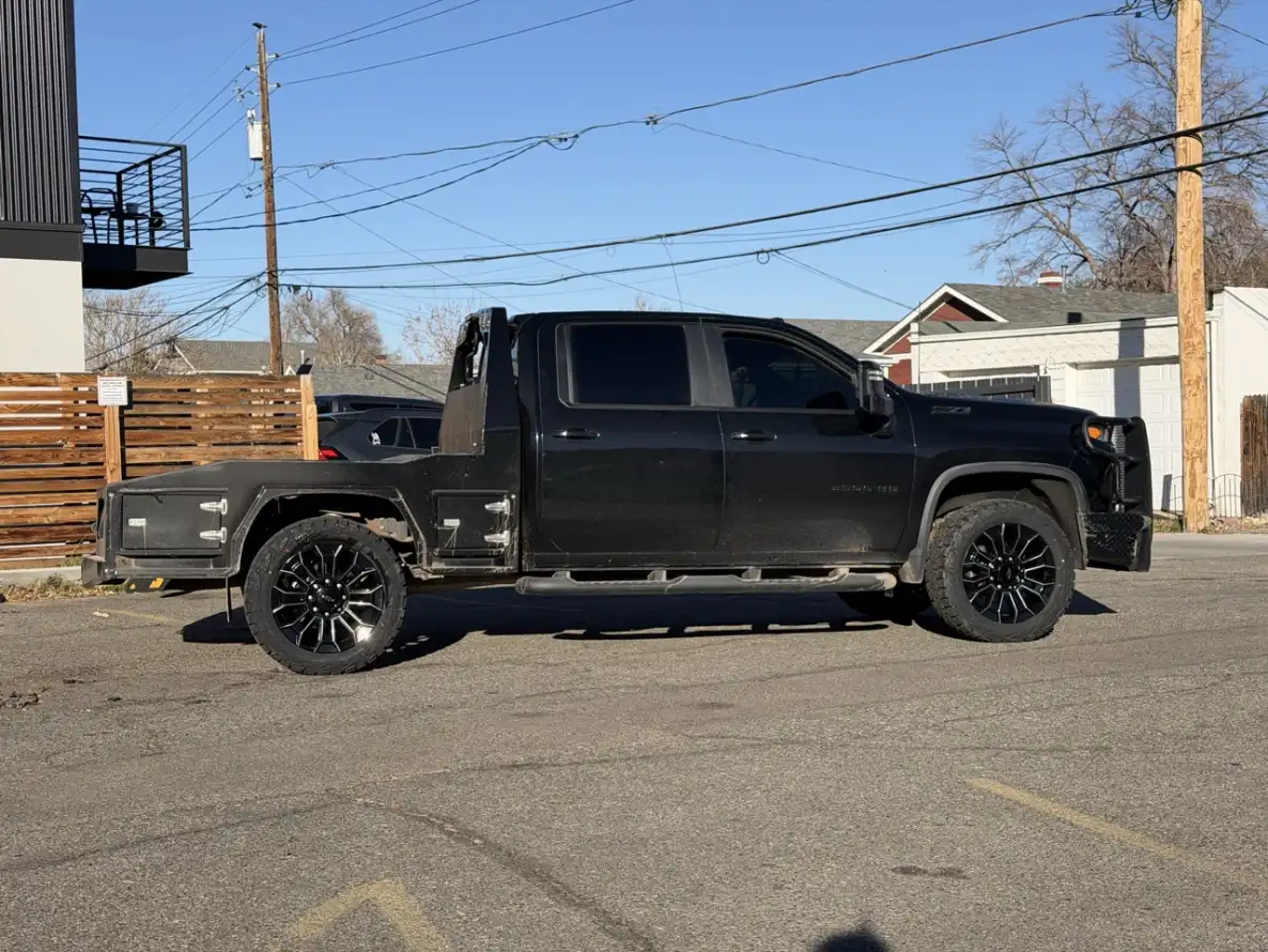 2024 Chevrolet Silverado 3500HD Replica Wheels 22" High Country 8x180mm Style 1140 Black and Milled Wheel