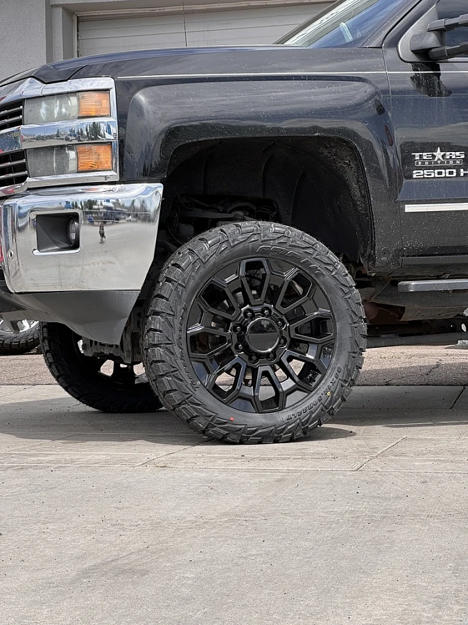 Replica Wheels Black 22" High Country 8x180mm Style 1140 Wheel on 2016 GMC Sierra 2500HD