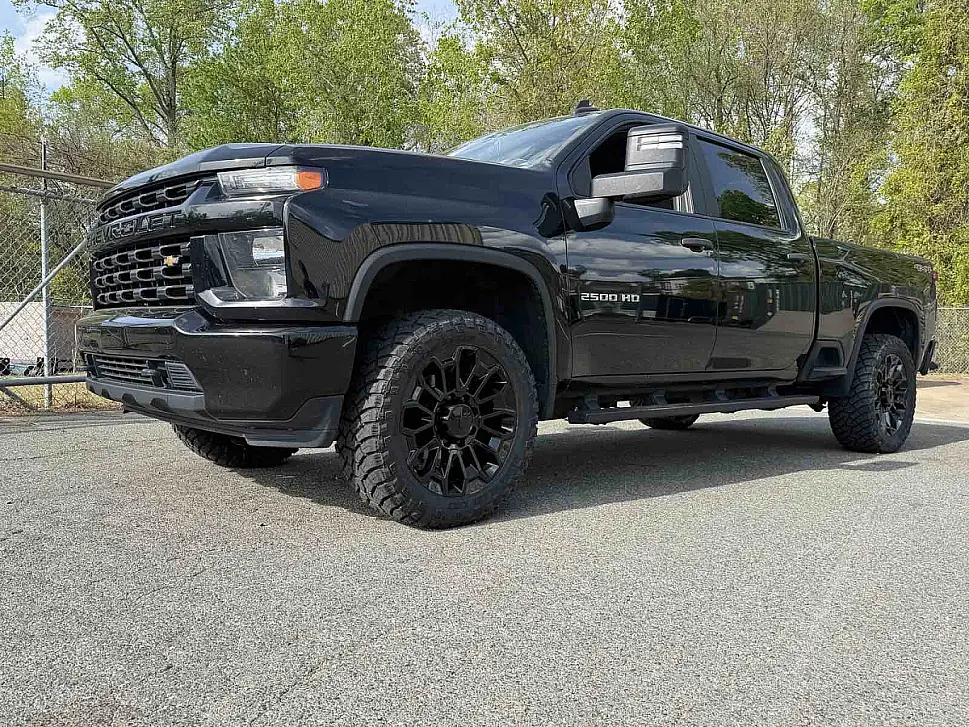 2023 Chevrolet Silverado 2500HD with Replica Wheels 22" High Country 8x180mm Style 1140 Black Wheels
