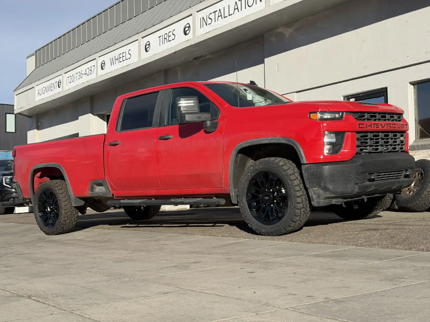 Black Replica Wheels 22" High Country 8x180mm Style 1140 on 2024 Chevrolet Silverado 2500HD