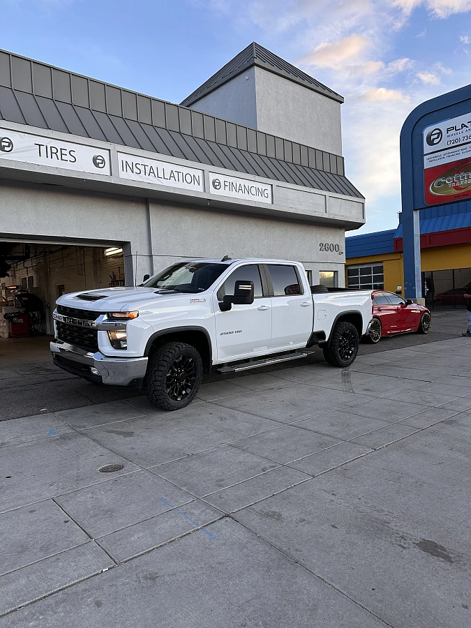 2025 Chevrolet Silverado 2500HD Replica Wheels 22" High Country 8x180mm Style 1140 Black Wheel