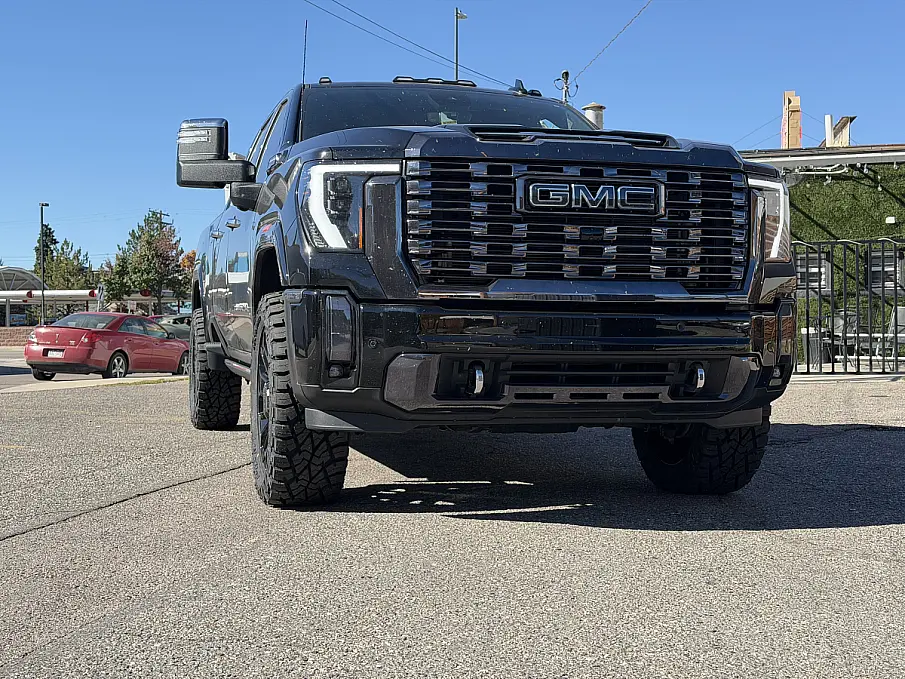 Black Replica Wheels 22" High Country 8x180mm Style 1140 on 2025 GMC Sierra 2500HD
