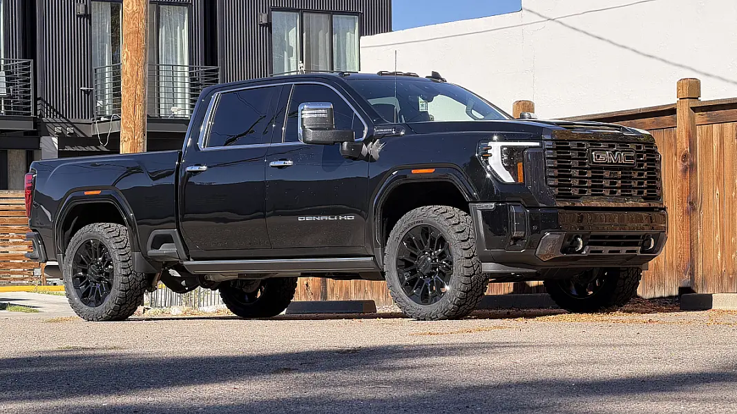 Replica Wheels Black 22" High Country 8x180mm Style 1140 Wheel on 2025 GMC Sierra 2500HD