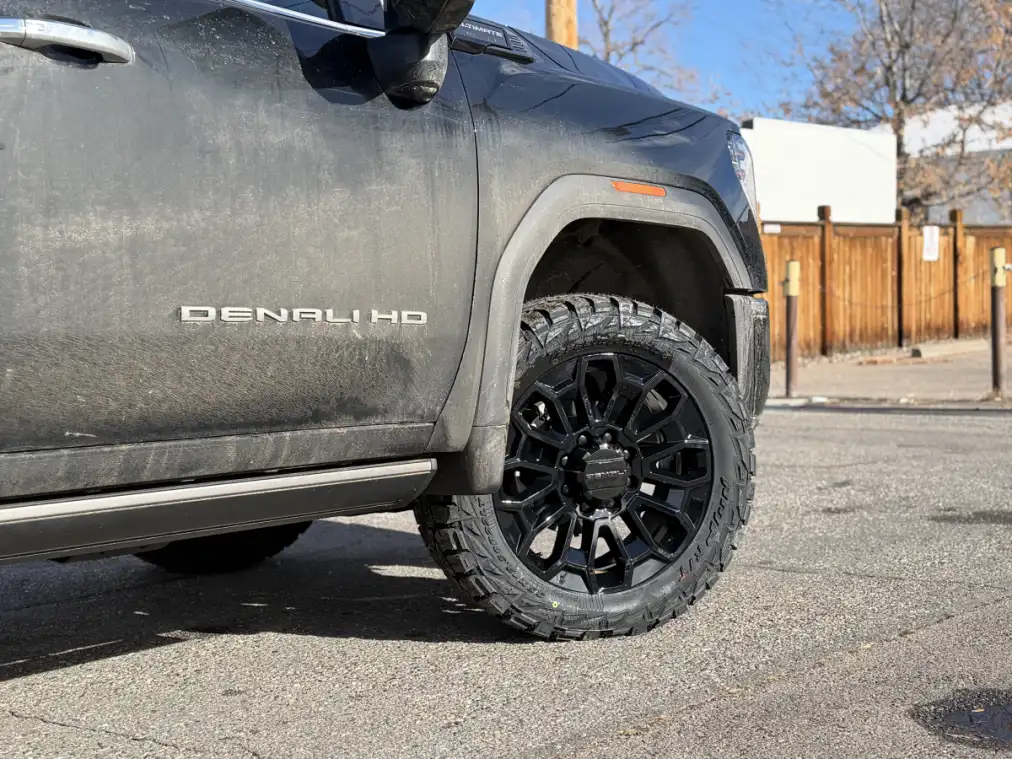 2026 GMC Sierra 2500HD with Replica Wheels 22" High Country 8x180mm Style 1140 Black Rims