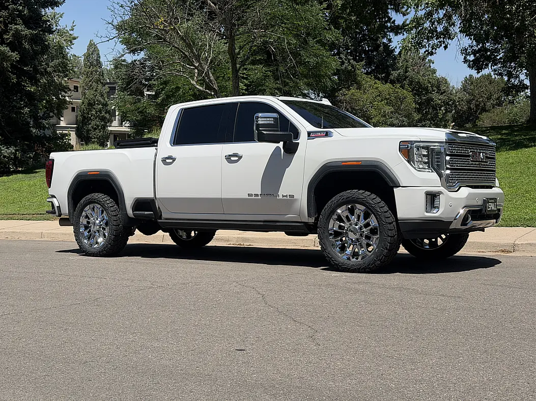 Replica Wheels 22" High Country 8x180mm Style 1140 Chrome on 2023 GMC Sierra 2500HD
