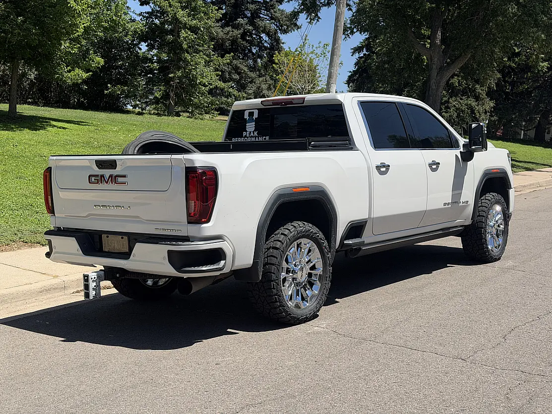 Replica Wheels 22" High Country 8x180mm Style 1140 Chrome Rim on 2023 GMC Sierra 2500HD