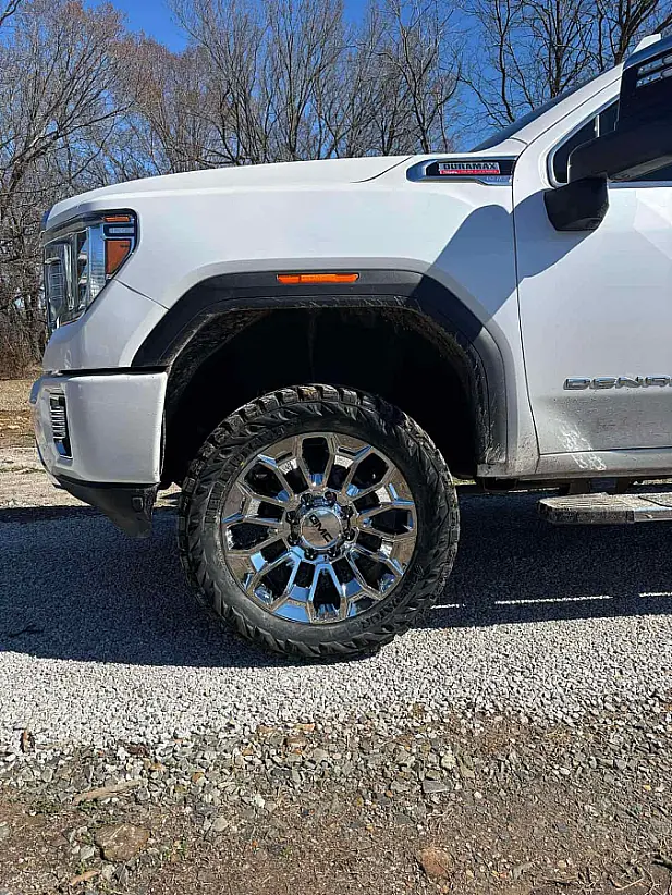 Chrome Replica Wheels 22" High Country 8x180mm Style 1140 on 2024 GMC Sierra 3500HD