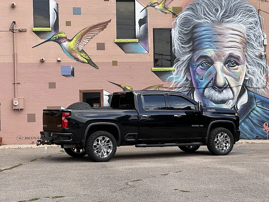 2025 Chevrolet Silverado 2500HD with Replica Wheels 22" High Country 8x180mm Style 1140 Chrome Wheels