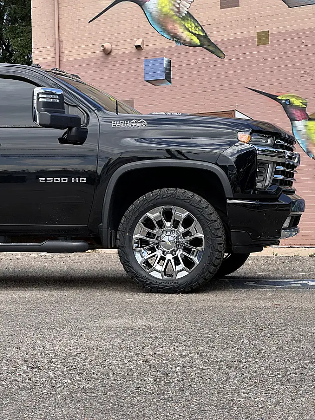 Chrome Replica Wheels 22" High Country 8x180mm Style 1140 on 2025 Chevrolet Silverado 2500HD