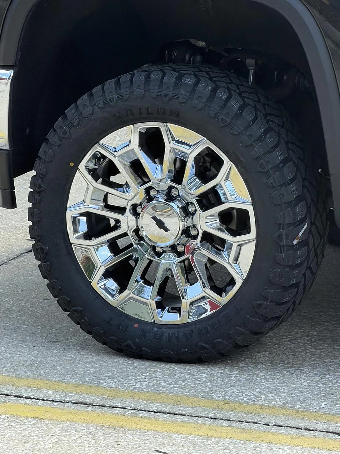 Replica Wheels 22" High Country 8x180mm Style 1140 Chrome Rim on 2026 Chevrolet Silverado 2500HD