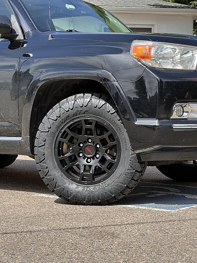 2017 Toyota 4Runner Running Replica Wheels 17" TRD Pro 302 Black